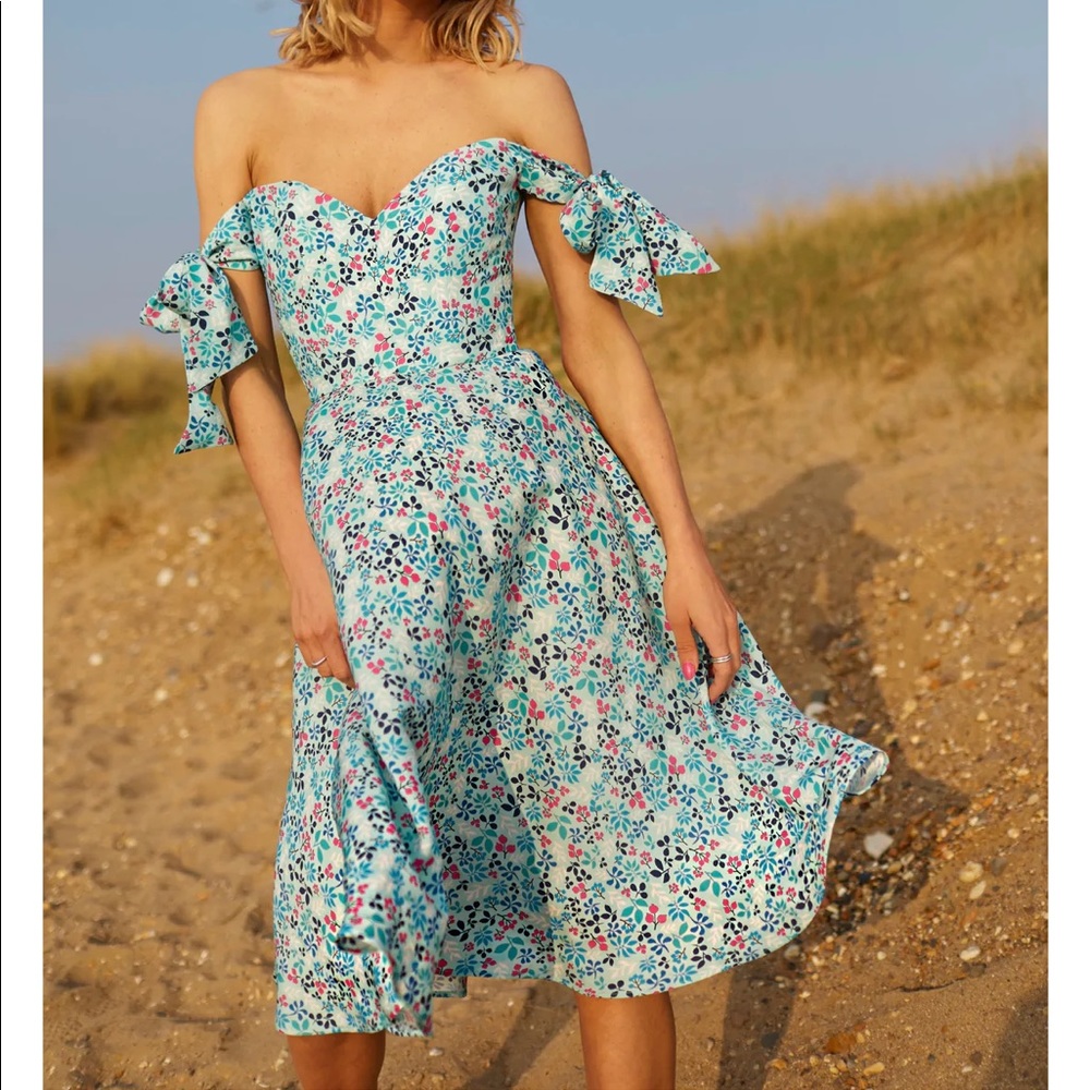 Valle & vik silk dress